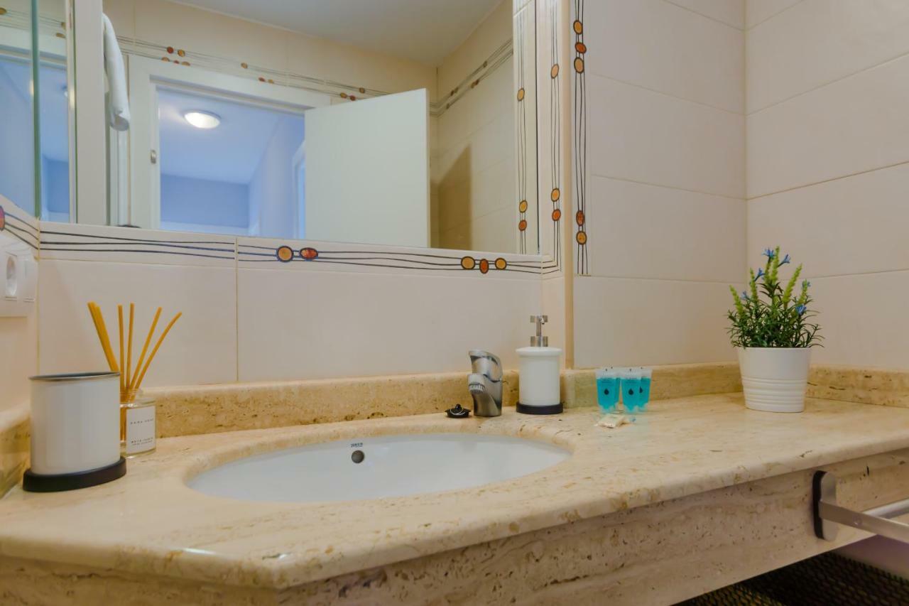 Apartamento Sea Views 로타 외부 사진